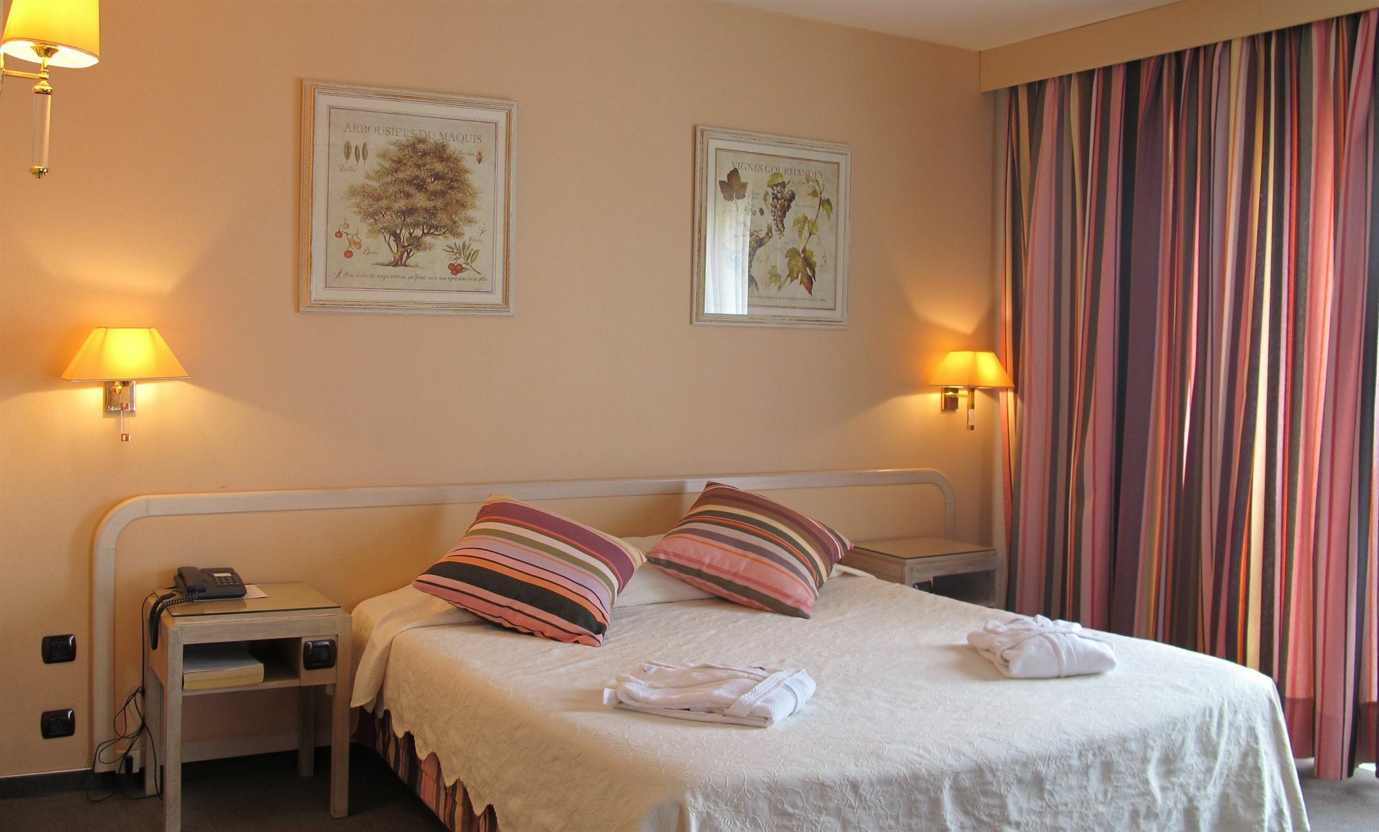 Perpignan, An Ihg 4*